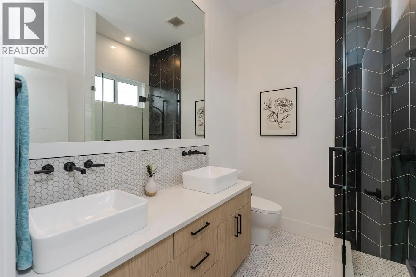 3445 MUNRO WAY