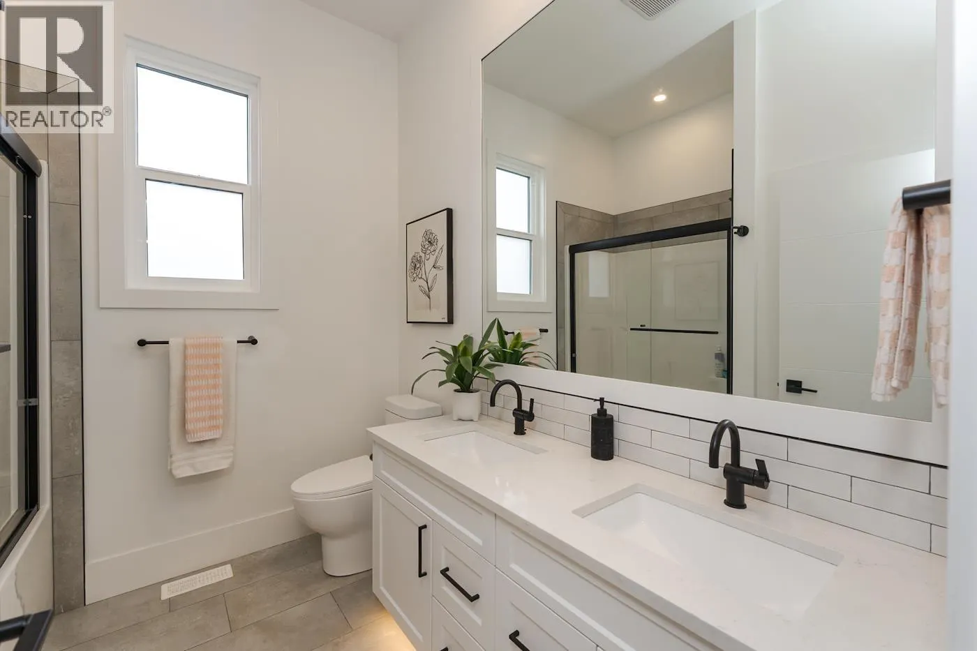 3445 MUNRO WAY