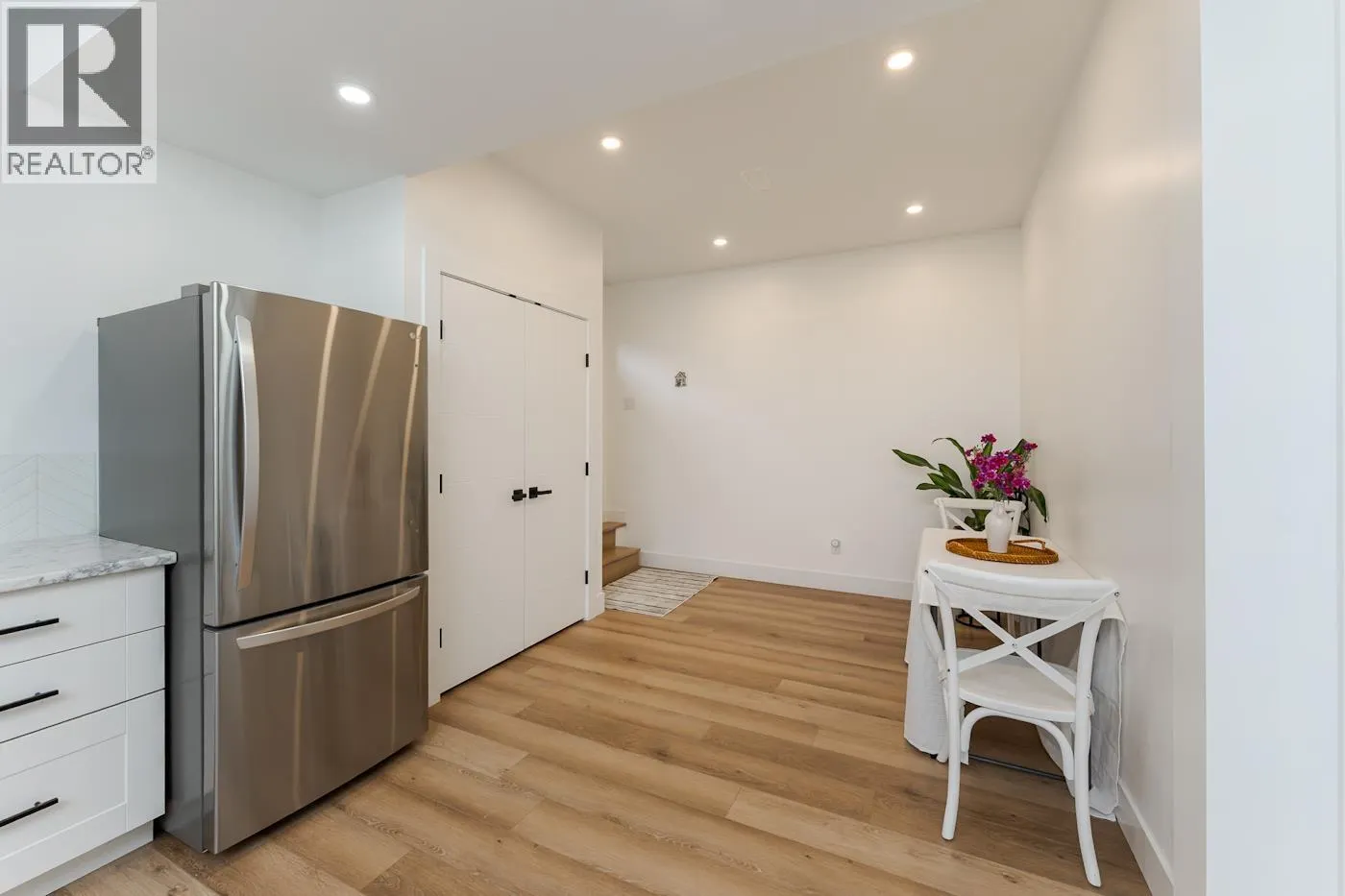 3445 MUNRO WAY