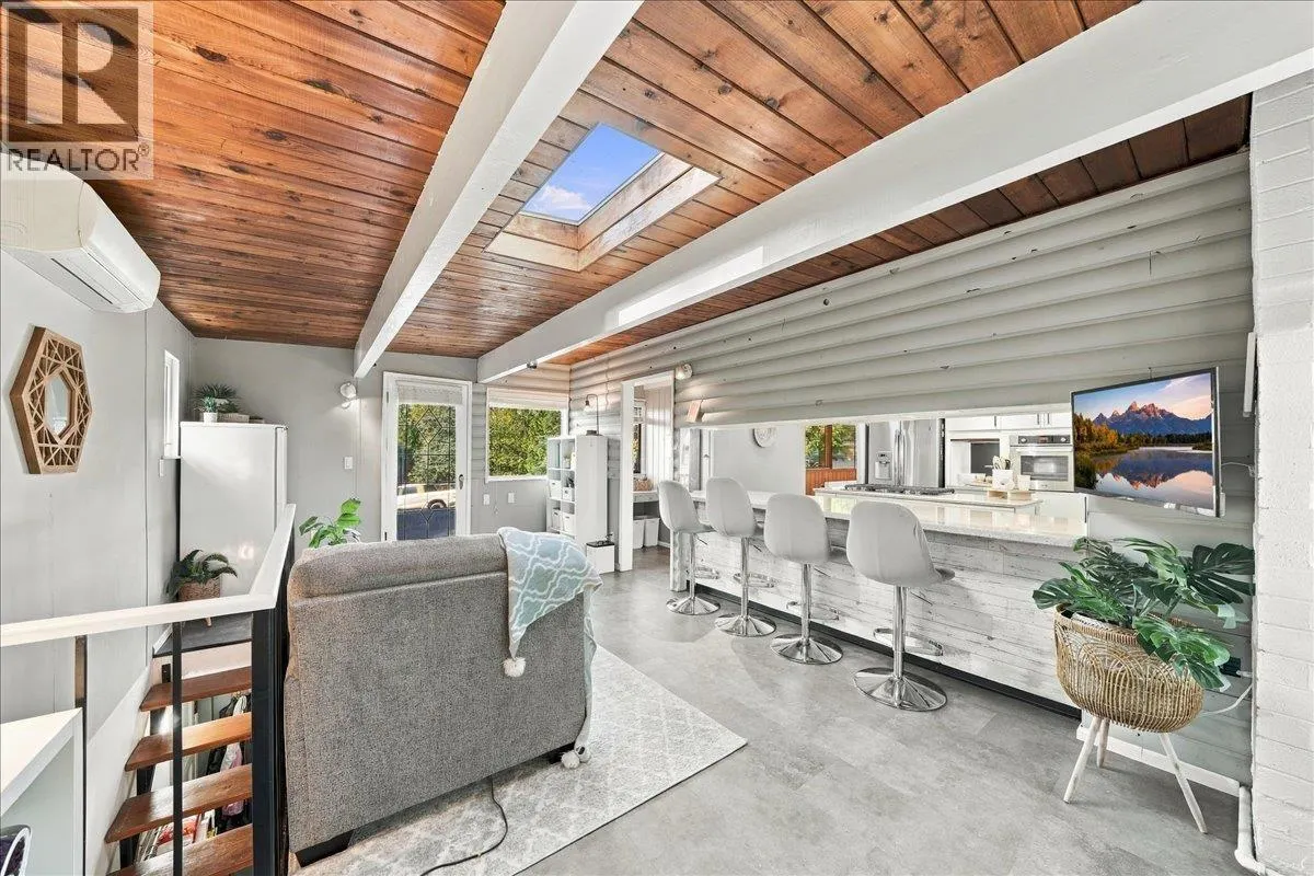 2363 WINDRIDGE DRIVE