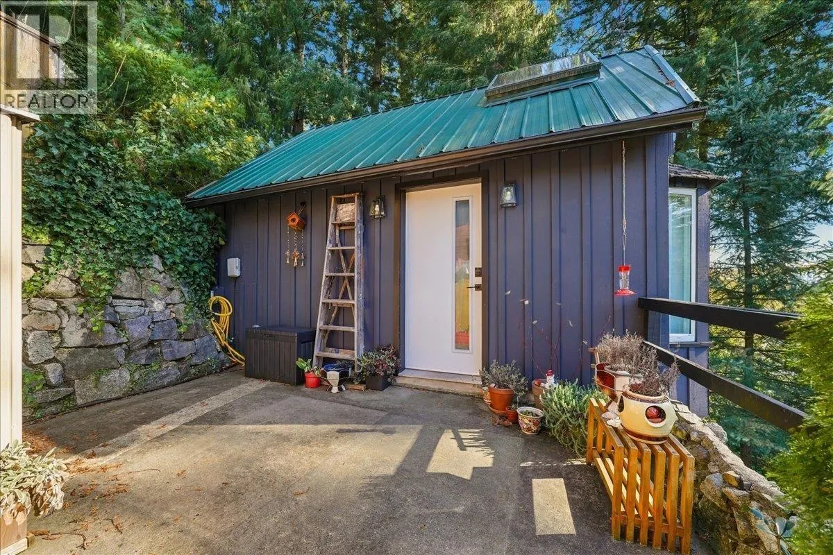 2363 WINDRIDGE DRIVE