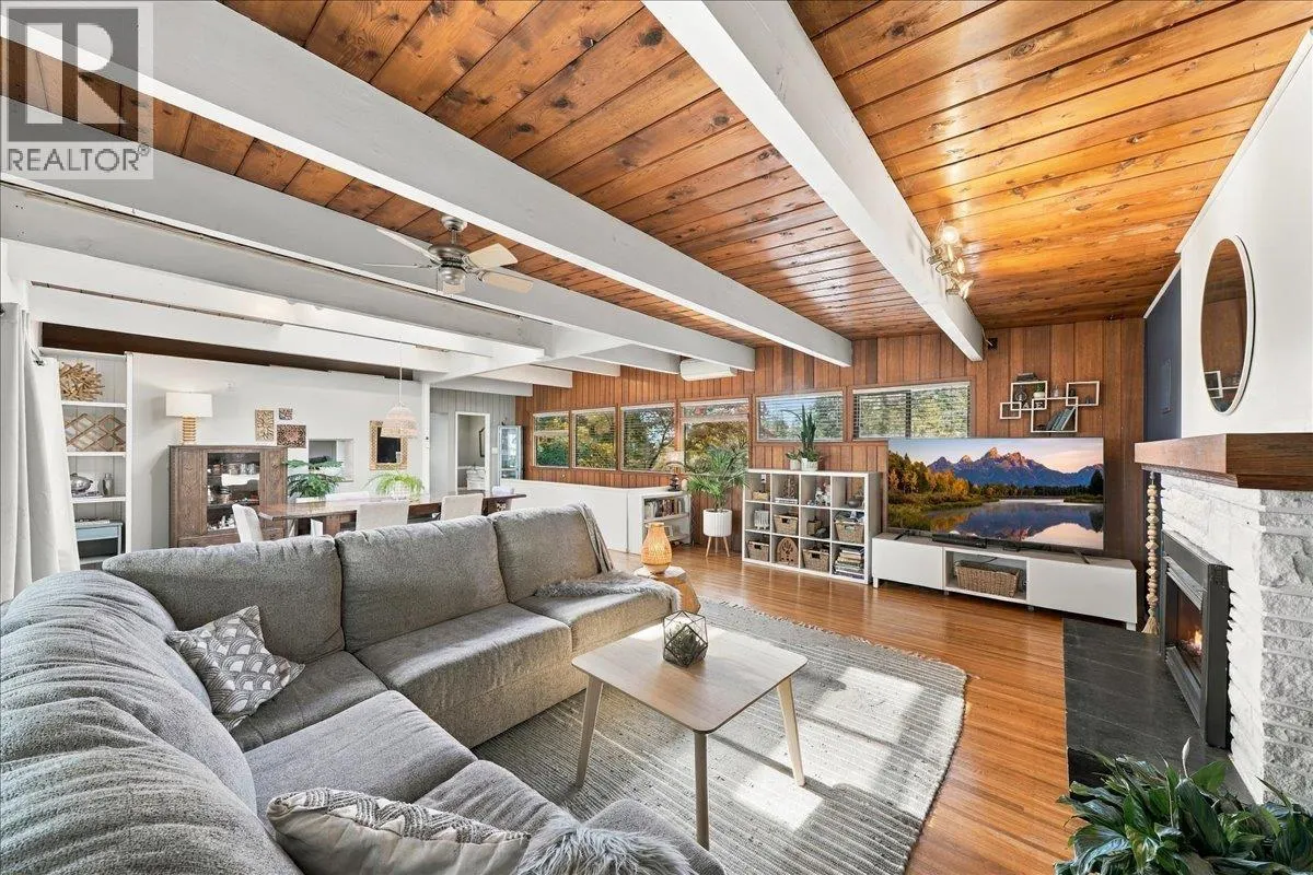 2363 WINDRIDGE DRIVE