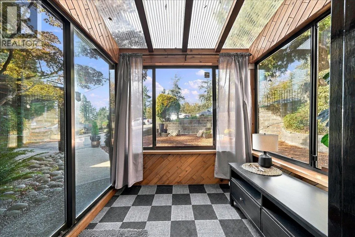 2363 WINDRIDGE DRIVE