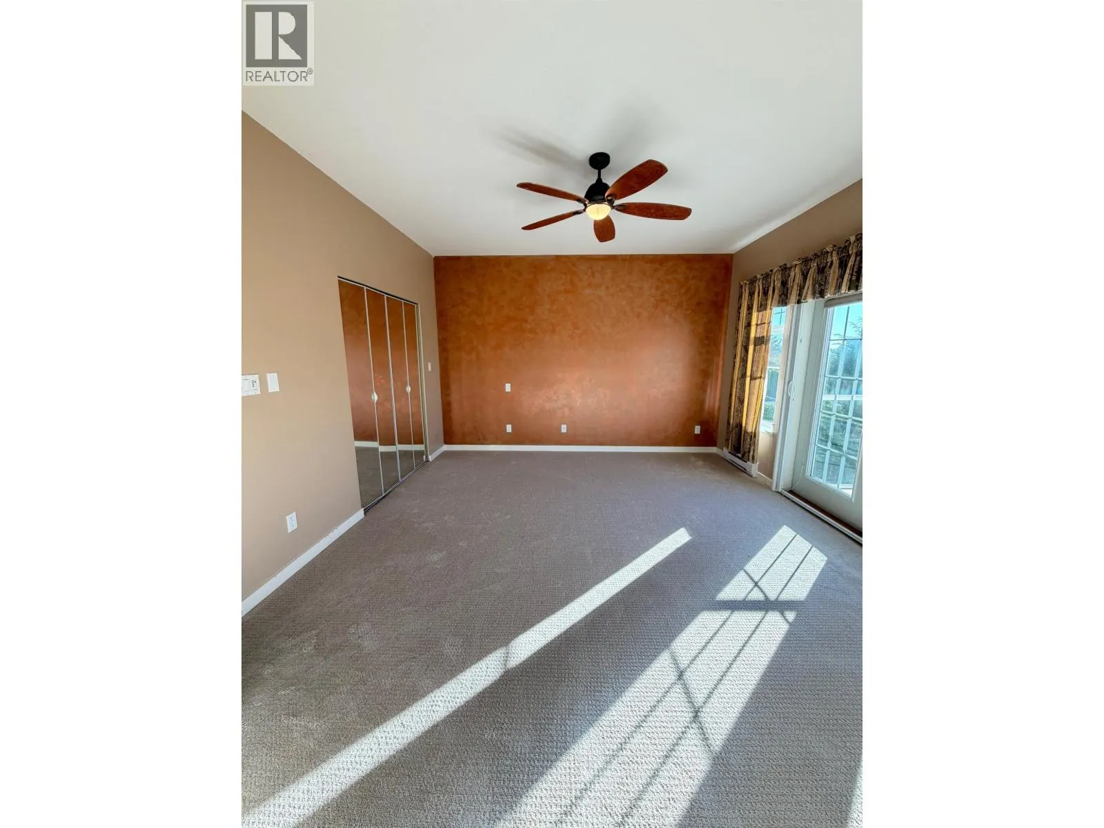 817 AURORA WAY
