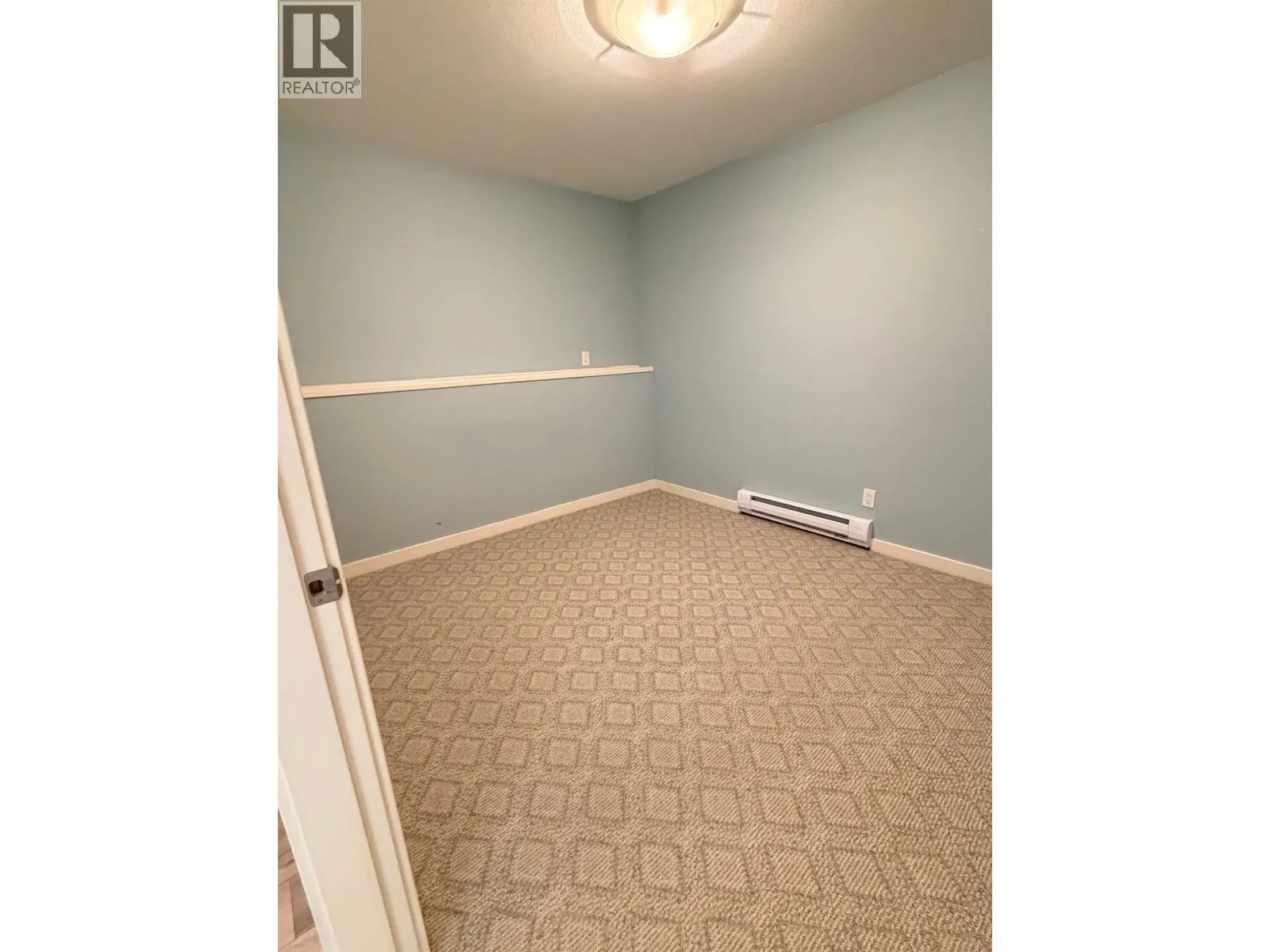 817 AURORA WAY