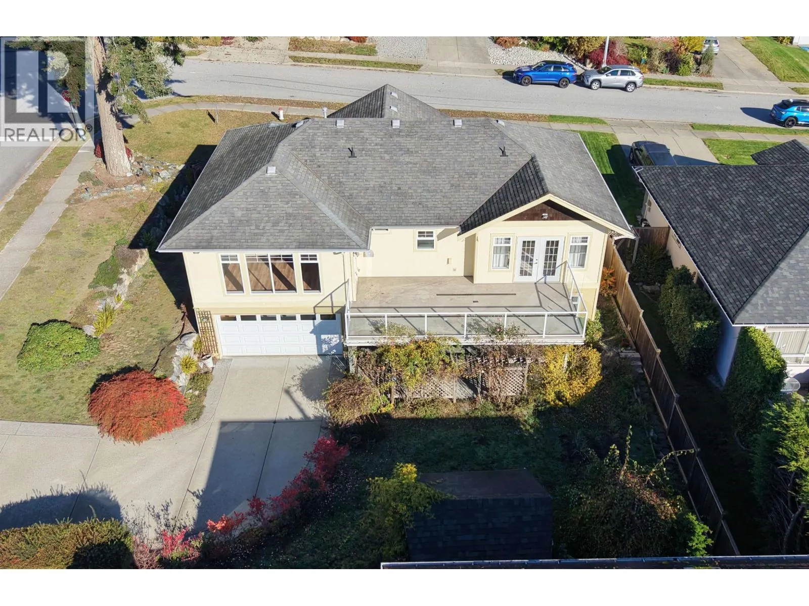 817 AURORA WAY