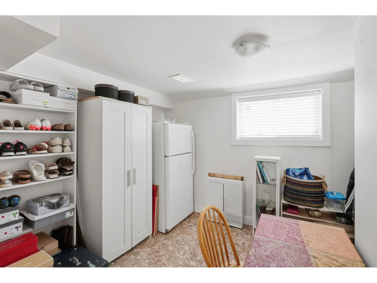 8922 SHEPHERD WAY