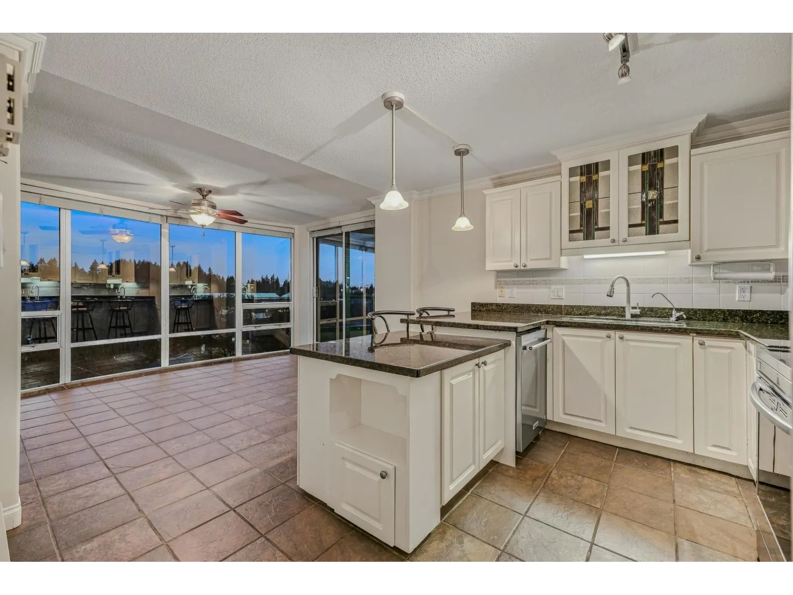 804 33065 MILL LAKE ROAD