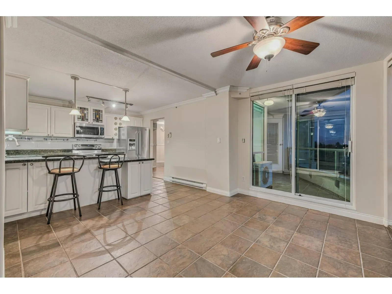 804 33065 MILL LAKE ROAD
