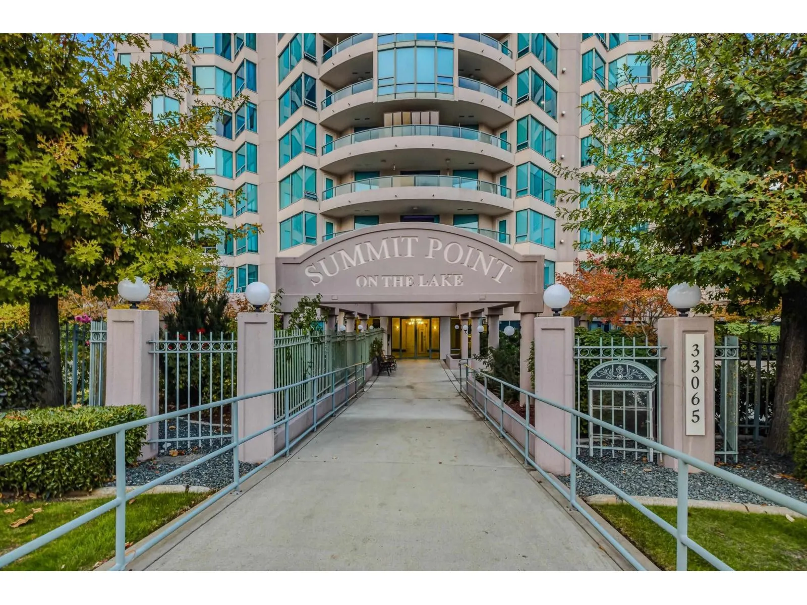 804 33065 MILL LAKE ROAD