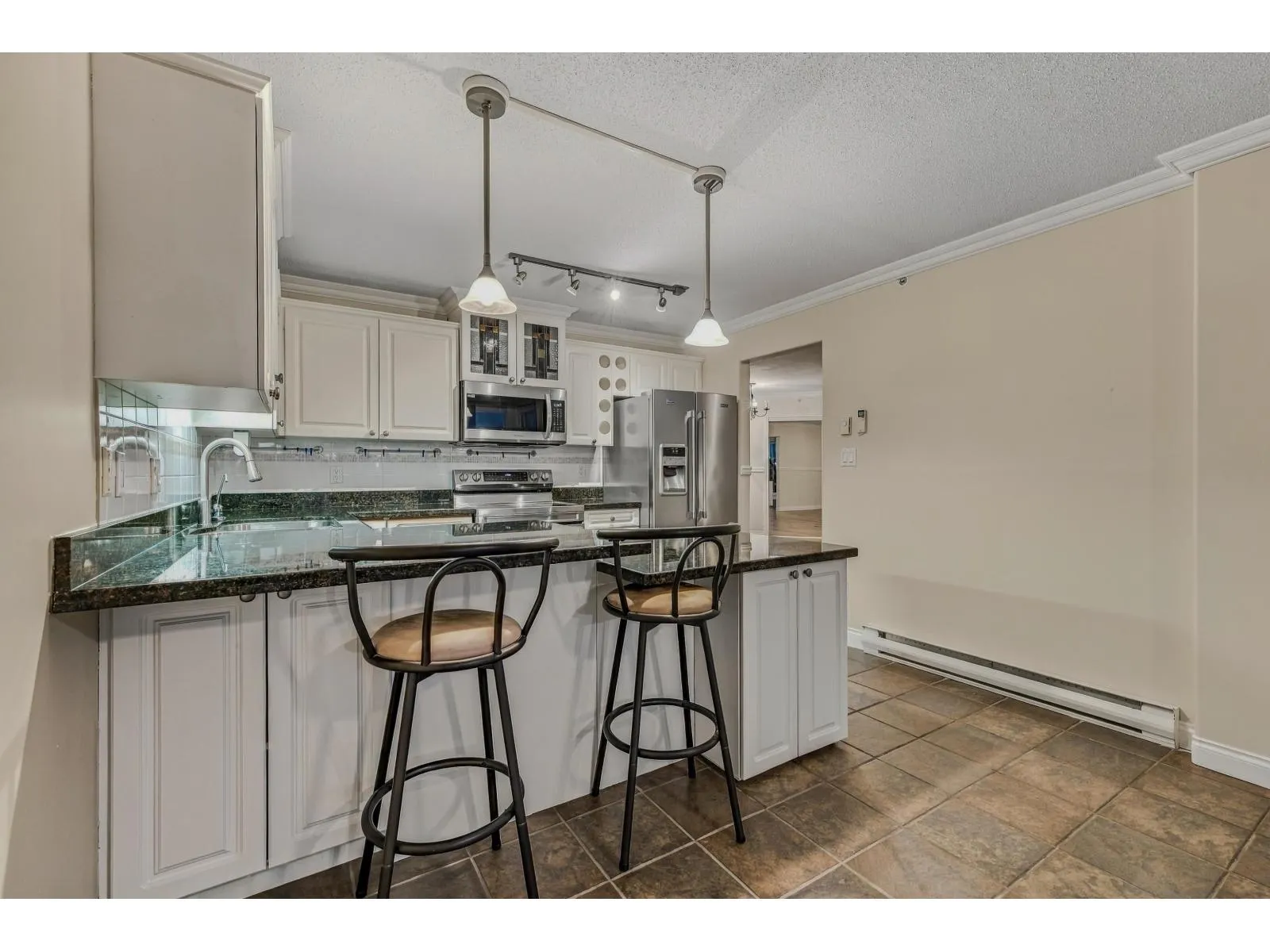 804 33065 MILL LAKE ROAD
