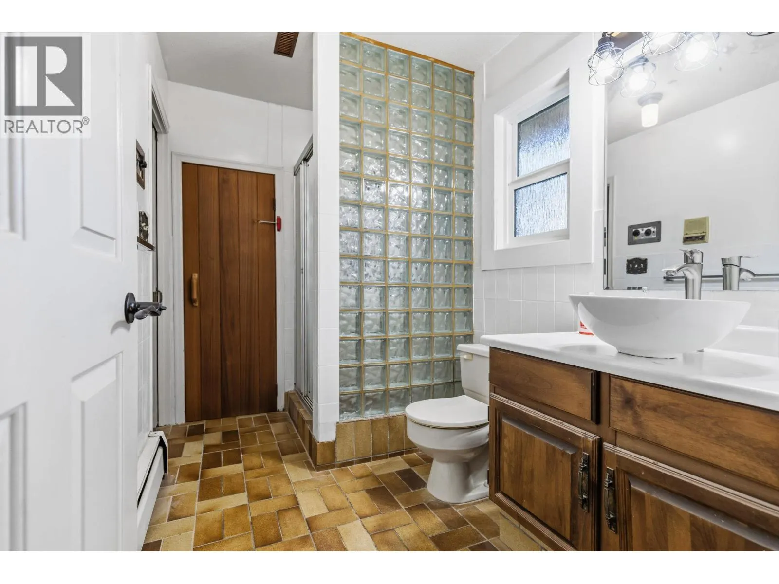 5675 MORIARTY CRESCENT
