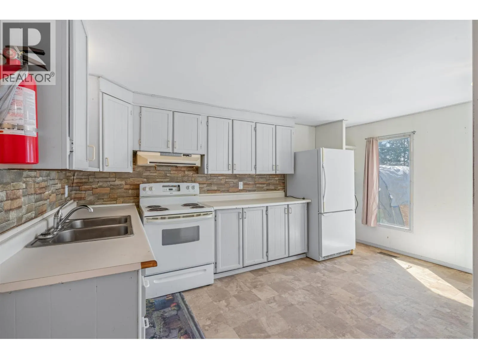39 8680 CASTLE ROAD
