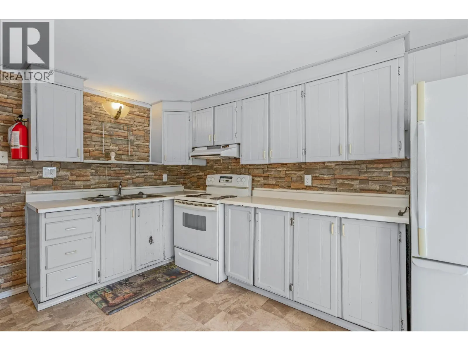 39 8680 CASTLE ROAD