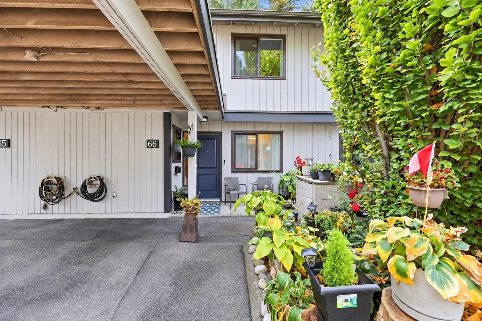 66 6712 BAKER ROAD