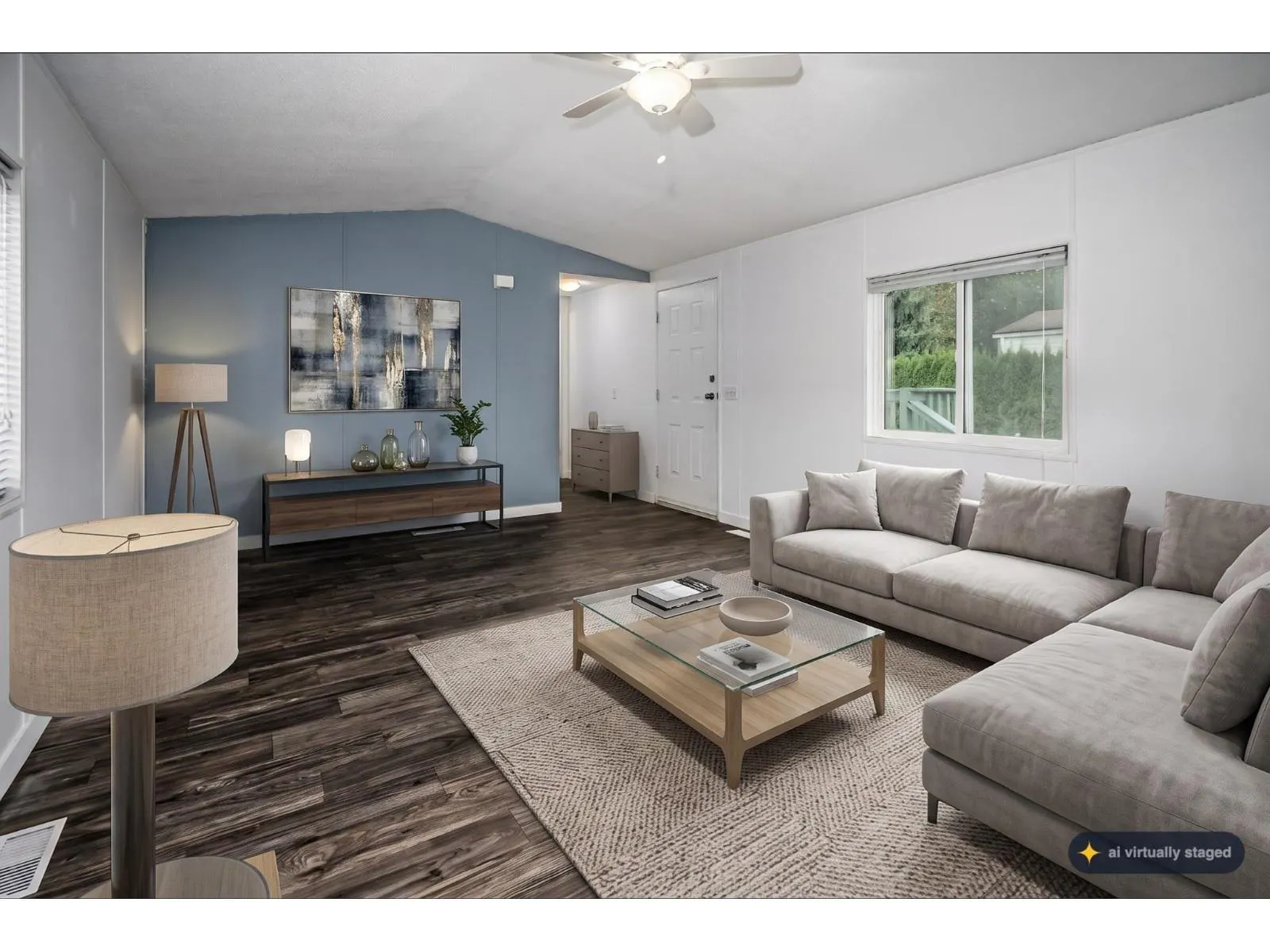 16 41168 LOUGHEED HIGHWAY