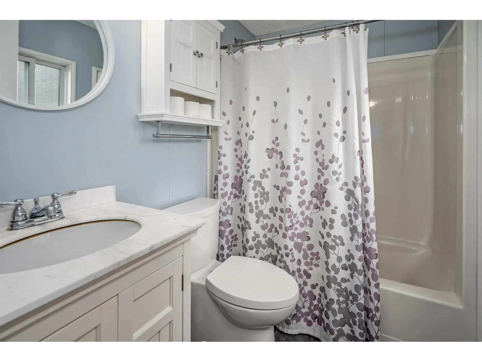16 41168 LOUGHEED HIGHWAY