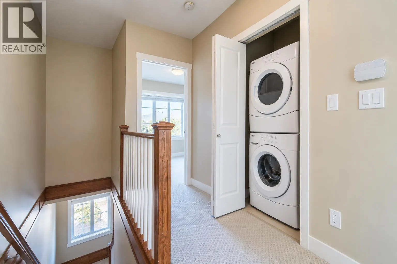 204 7227 ROYAL OAK AVENUE
