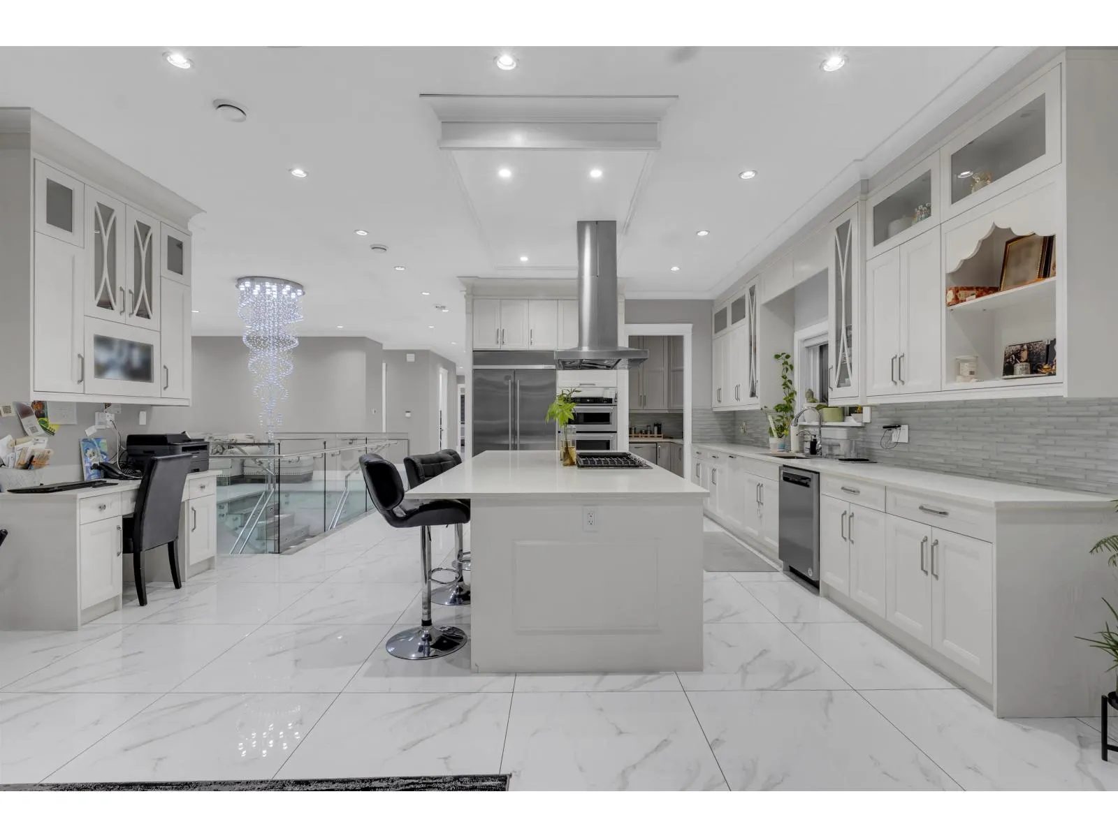 14186 MELROSE DRIVE