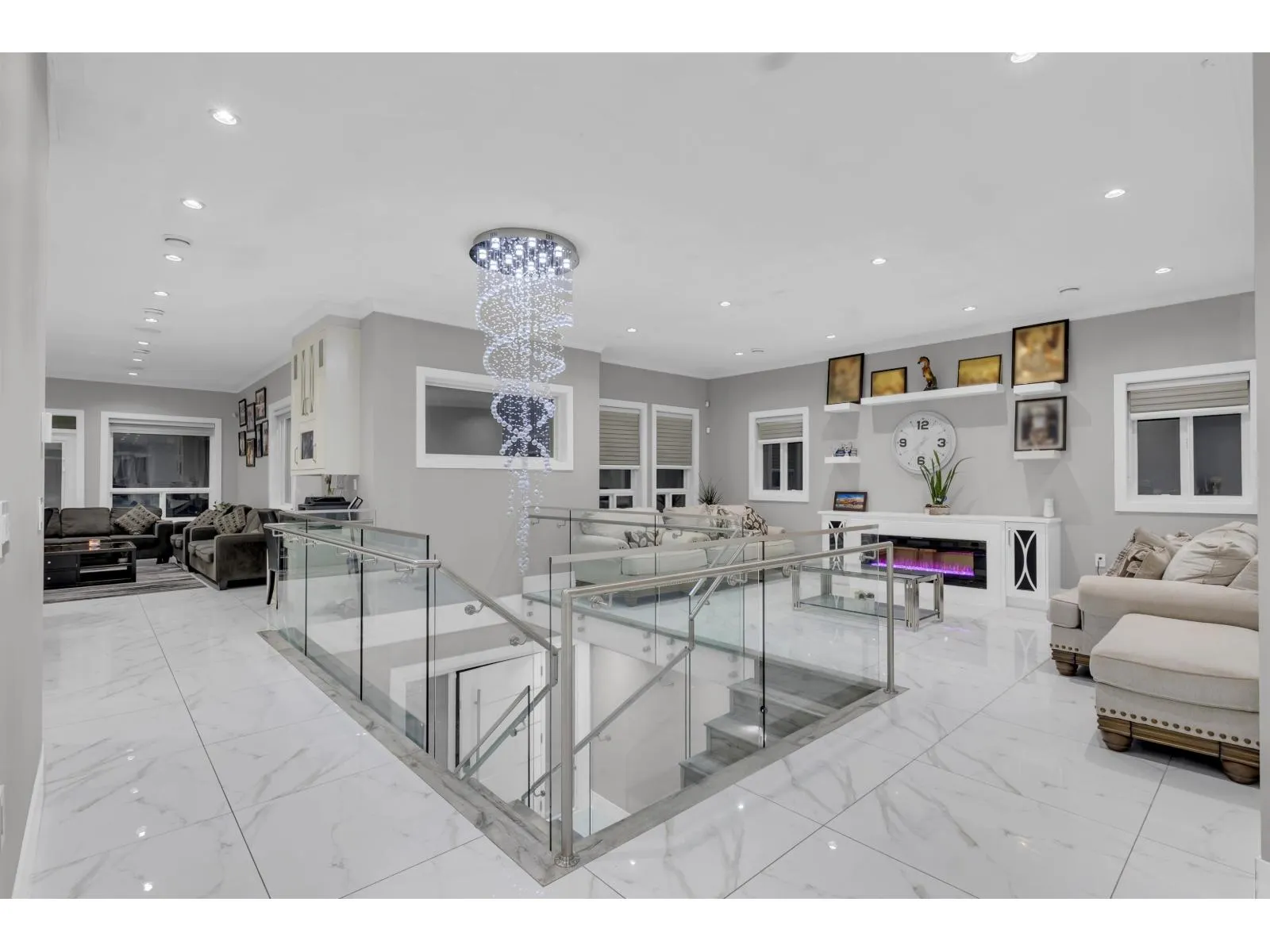 14186 MELROSE DRIVE