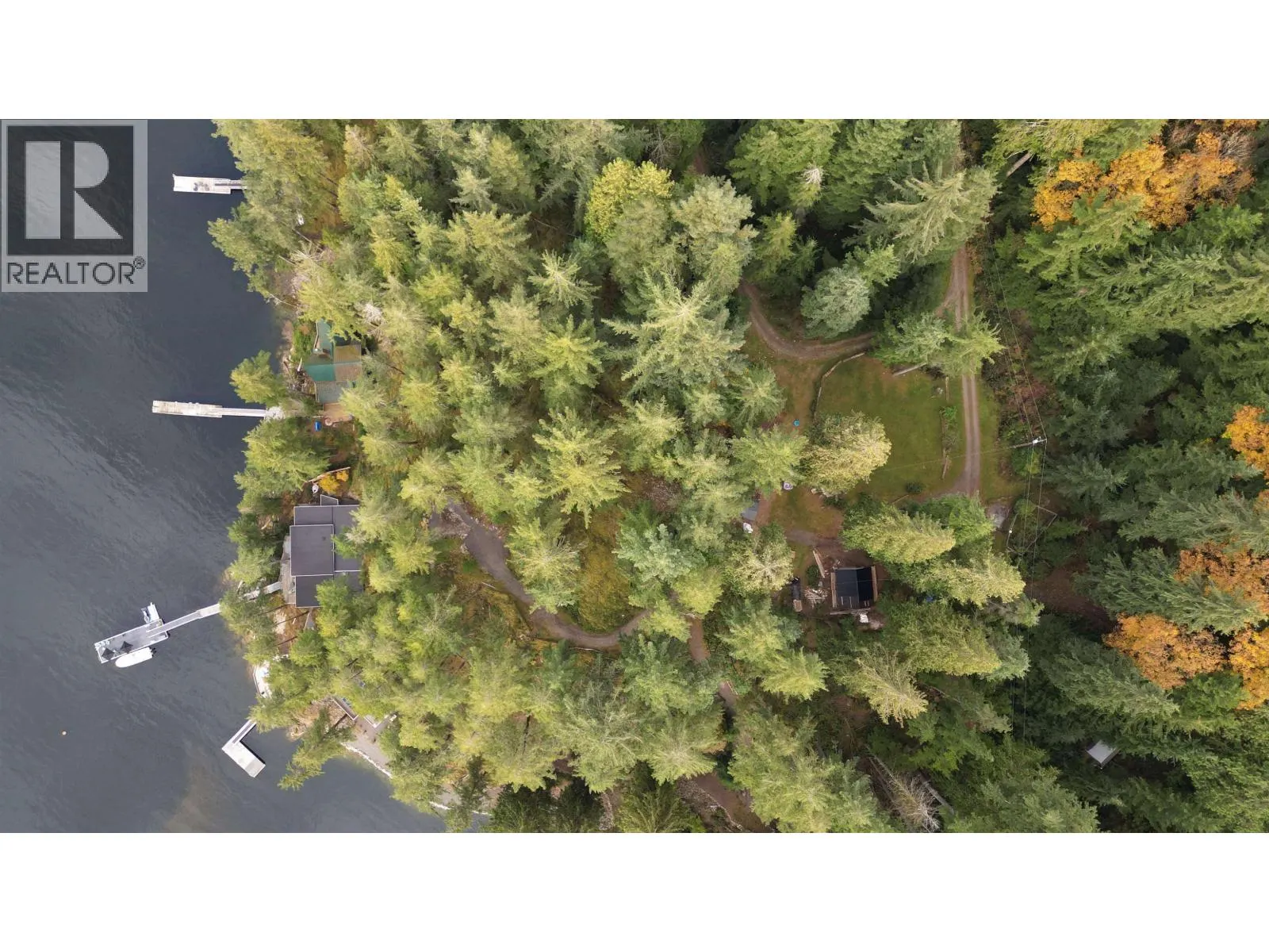 1079 CENTER BAY ROAD