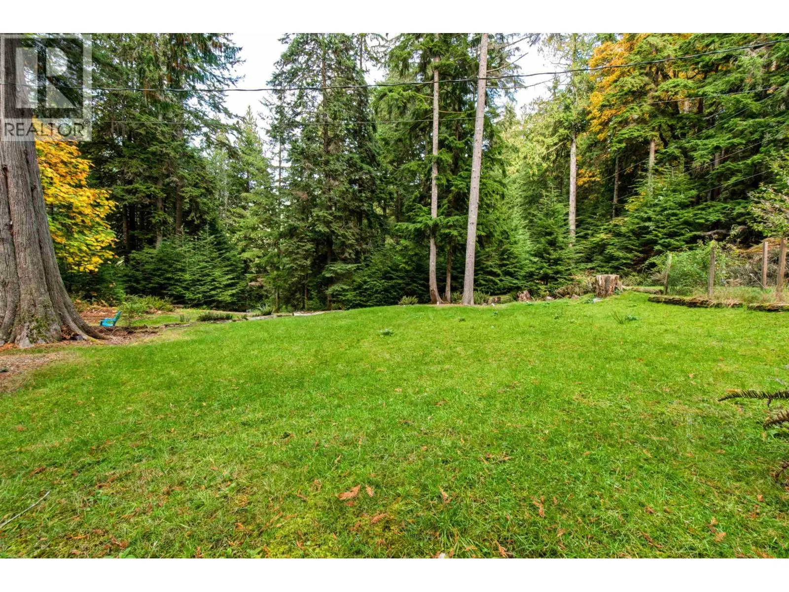 1079 CENTER BAY ROAD
