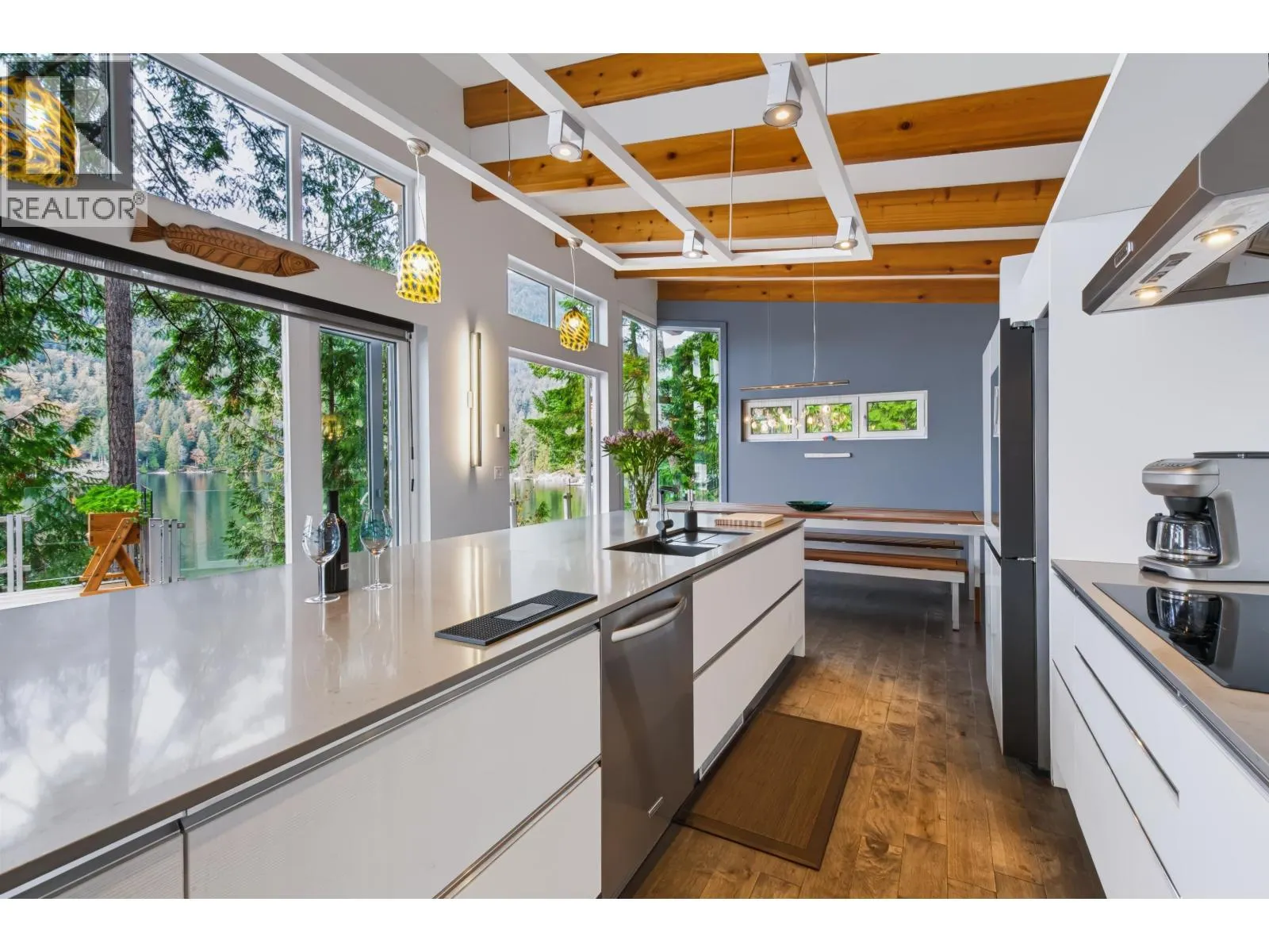 1079 CENTER BAY ROAD