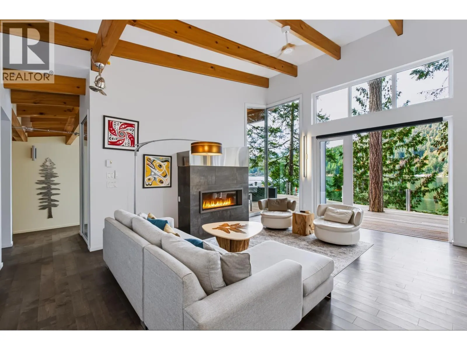 1079 CENTER BAY ROAD