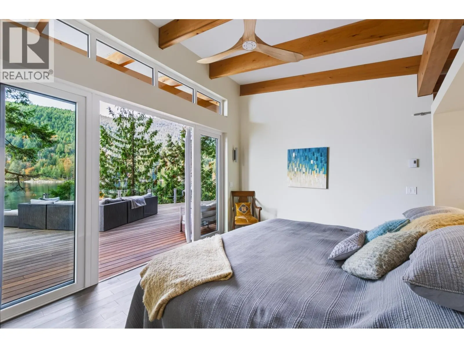 1079 CENTER BAY ROAD