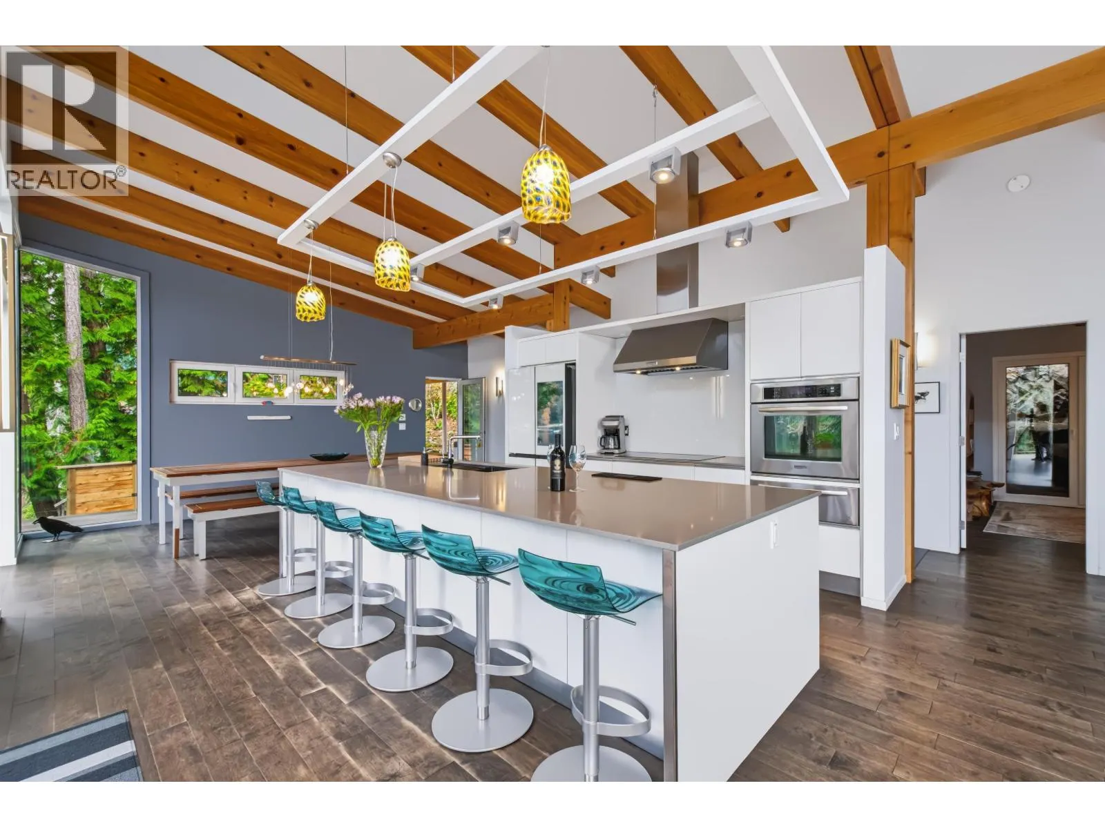 1079 CENTER BAY ROAD
