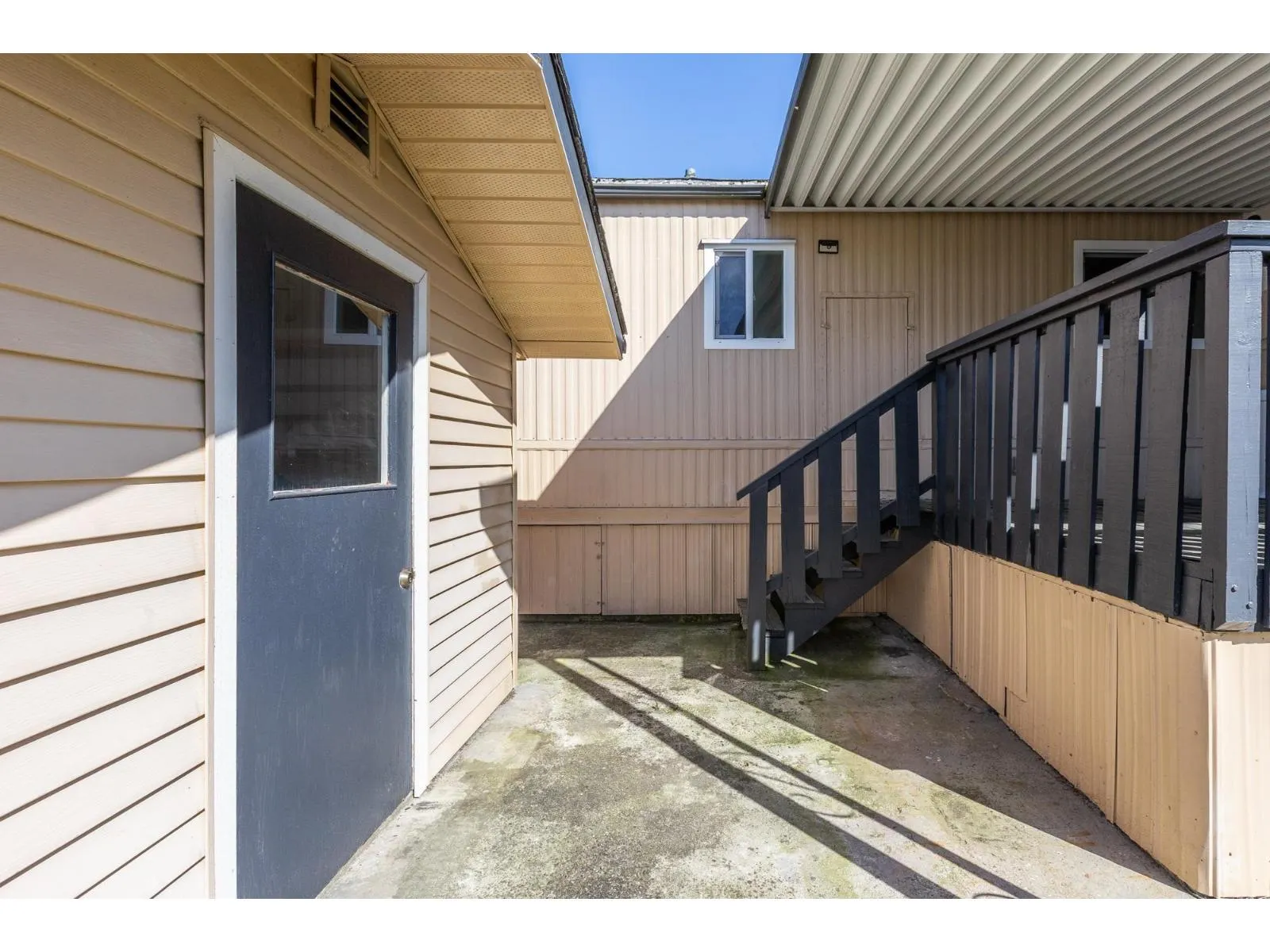129 27111 0 AVENUE
