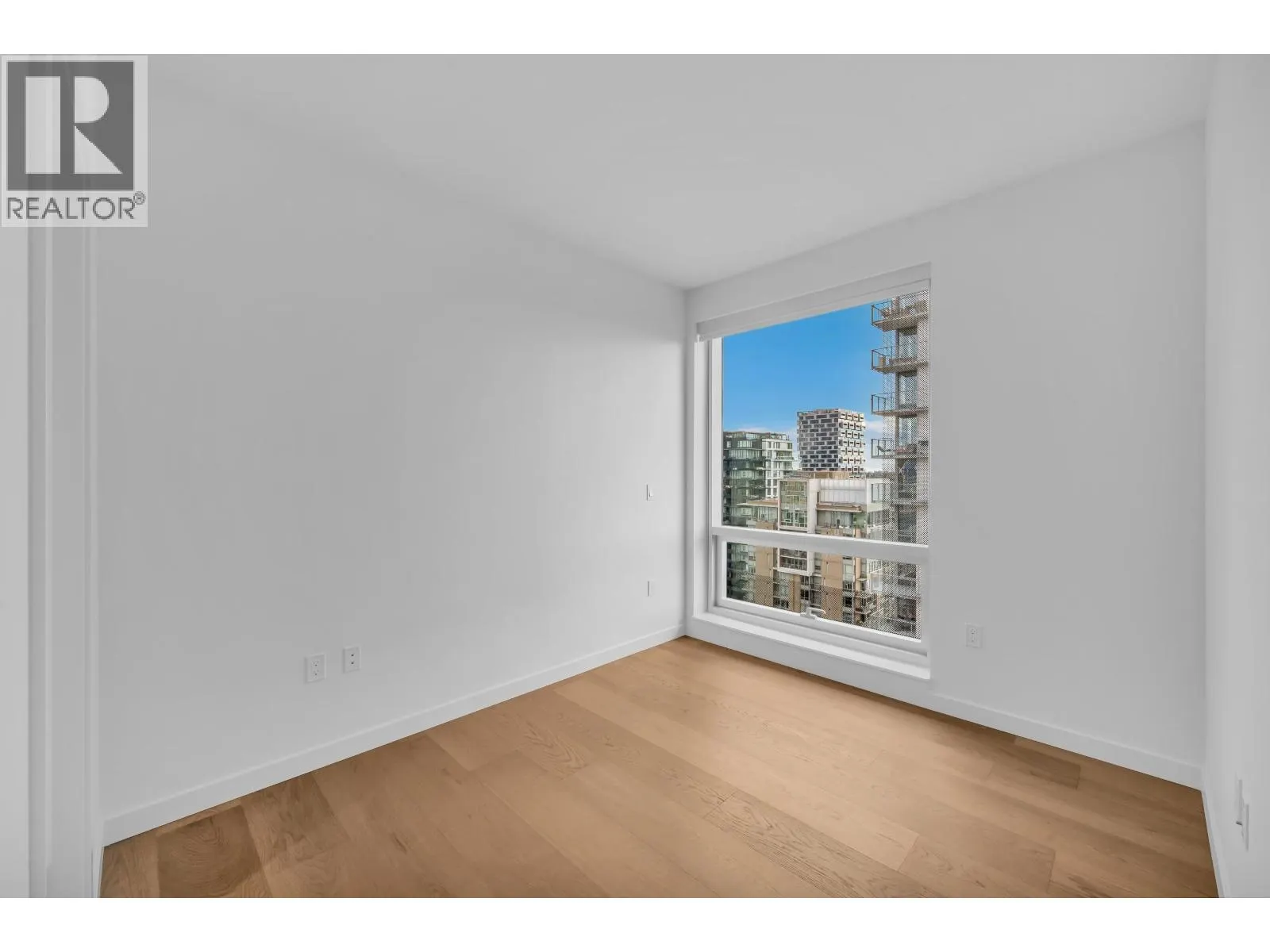3307 1277 HORNBY STREET