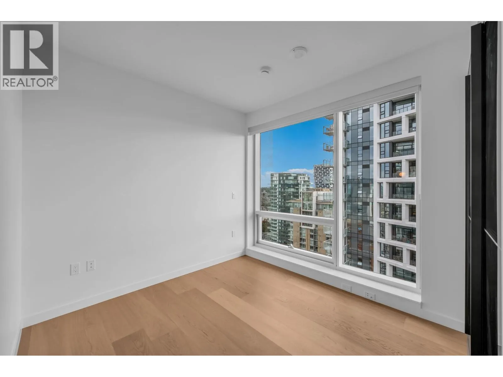 3307 1277 HORNBY STREET