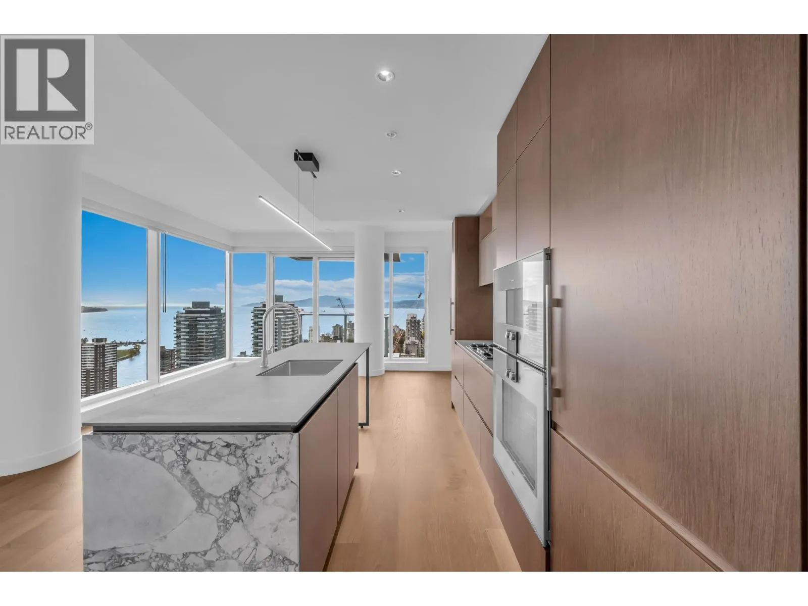 3307 1277 HORNBY STREET