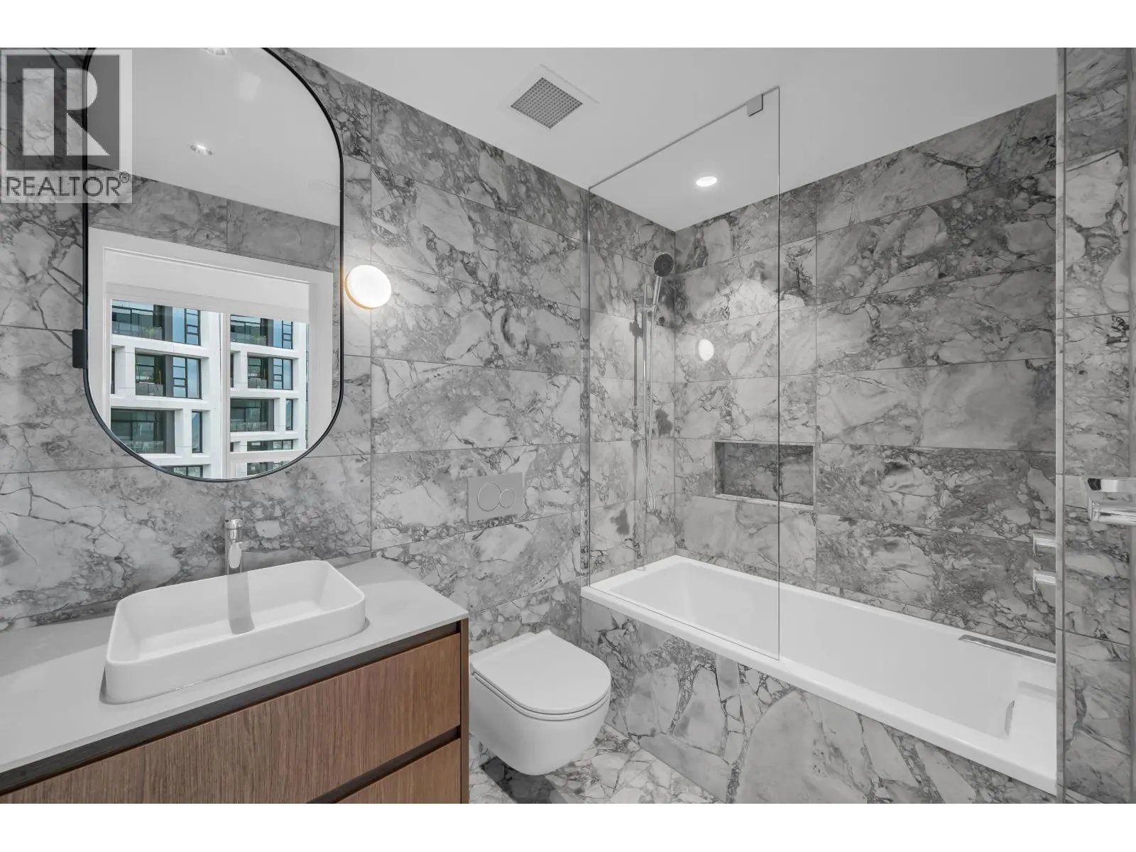 3307 1277 HORNBY STREET