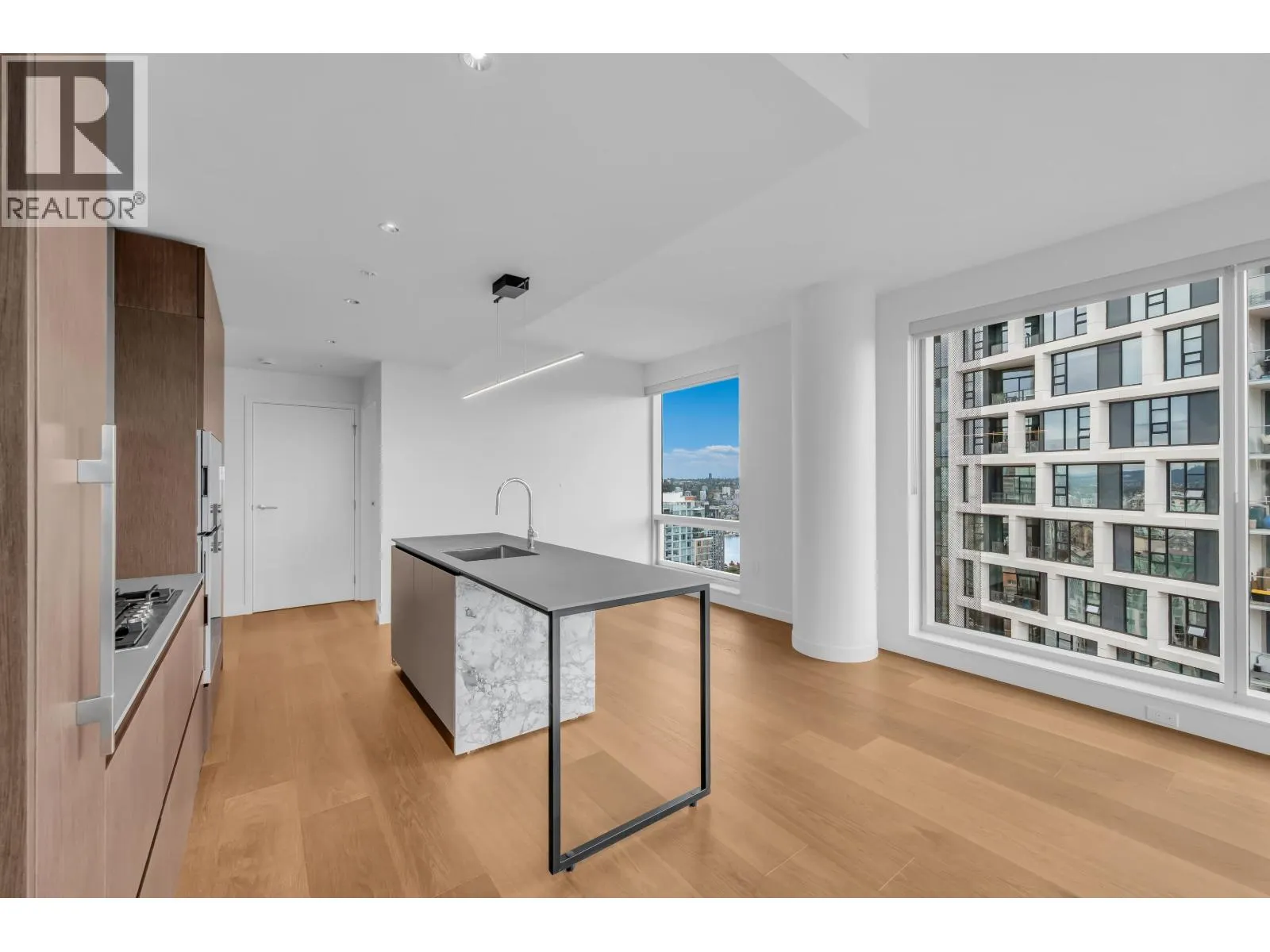 3307 1277 HORNBY STREET