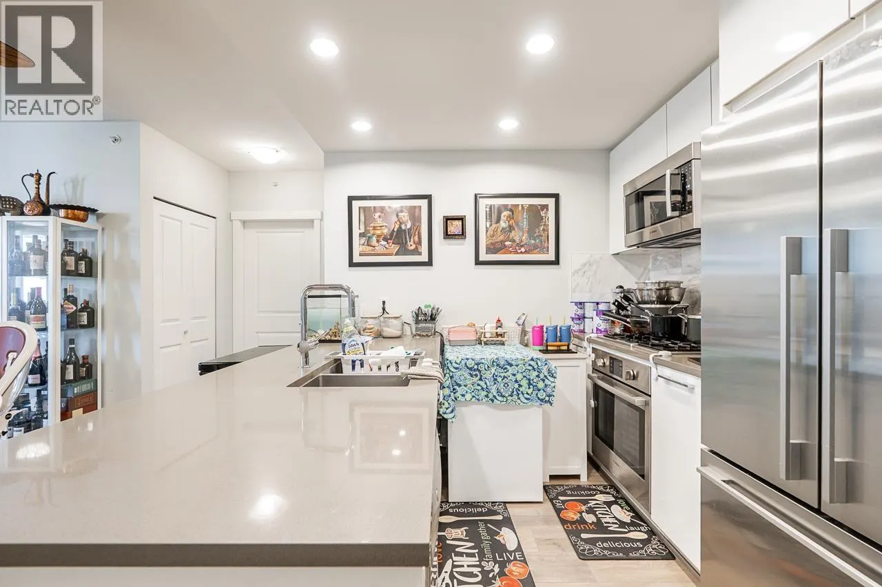 1006 3281 E KENT AVENUE NORTH