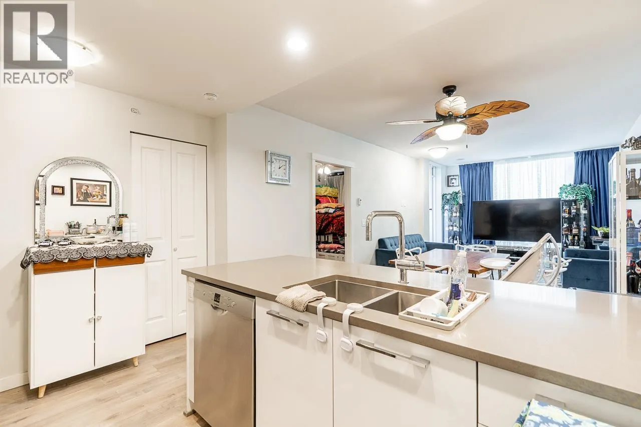 1006 3281 E KENT AVENUE NORTH