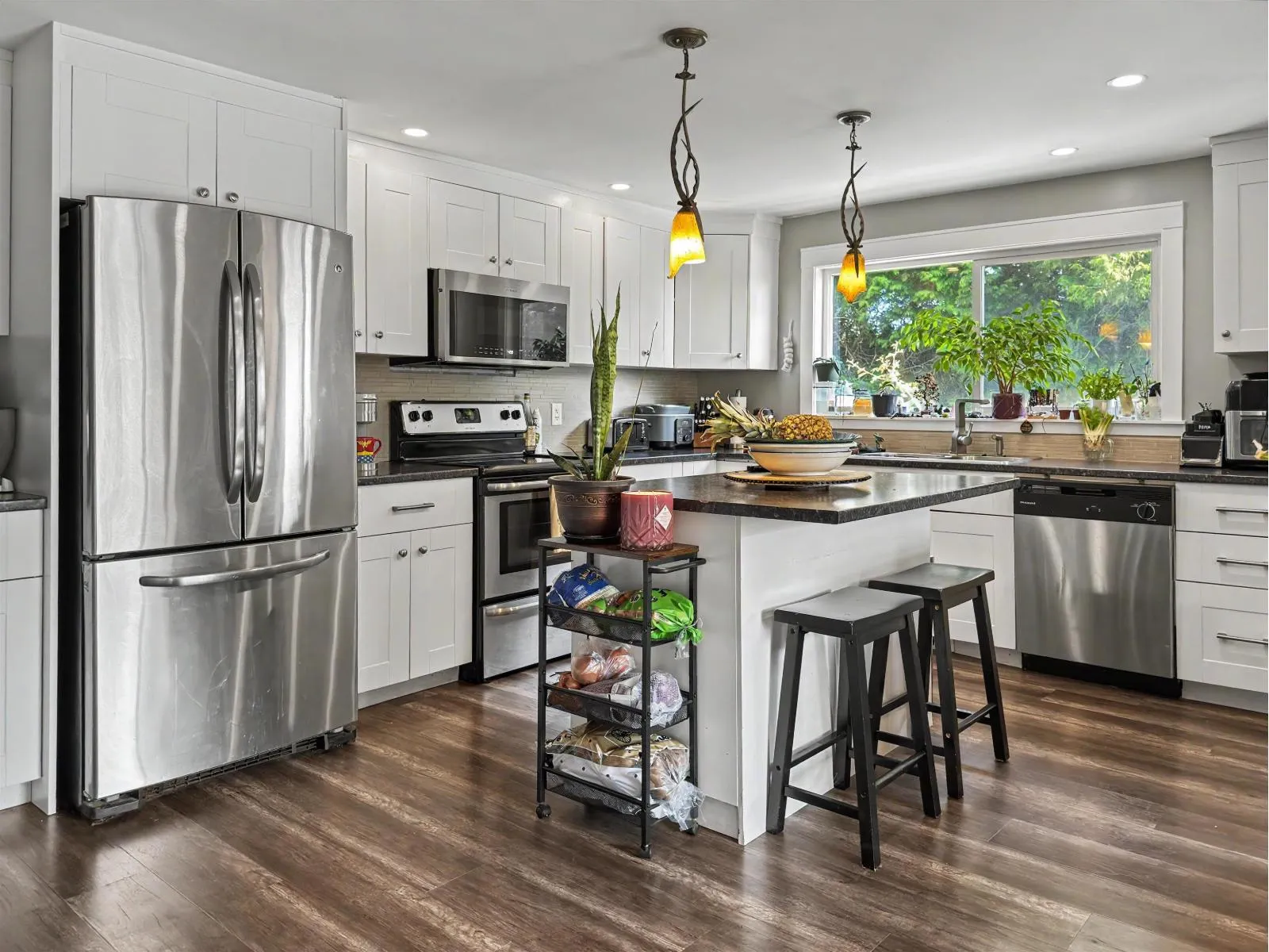 10 32151 LOUGHEED HIGHWAY