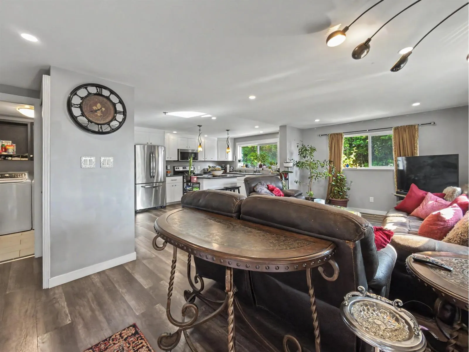 10 32151 LOUGHEED HIGHWAY