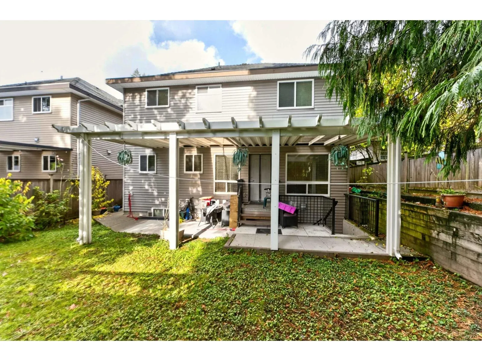 11098 BEVERLY DRIVE