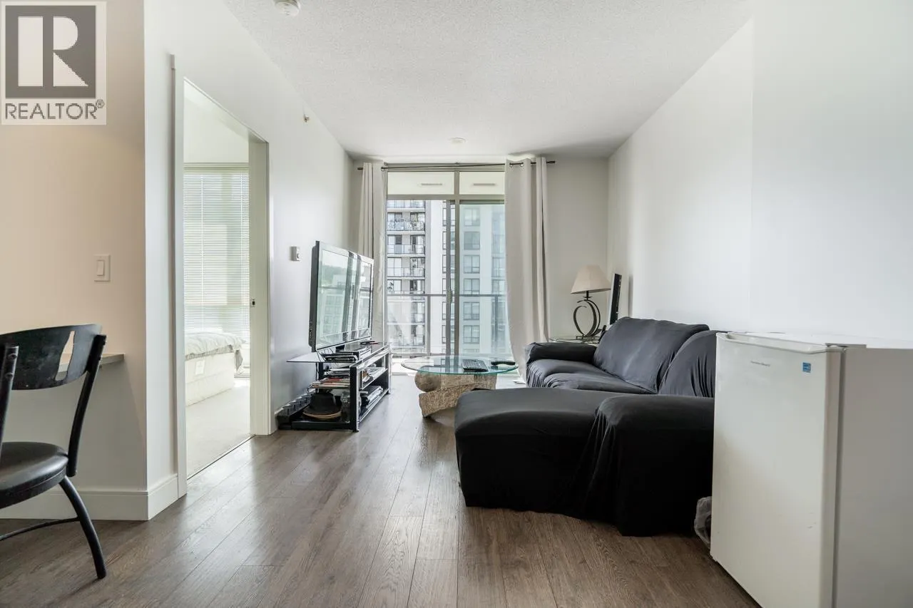 21XX 3007 GLEN DR