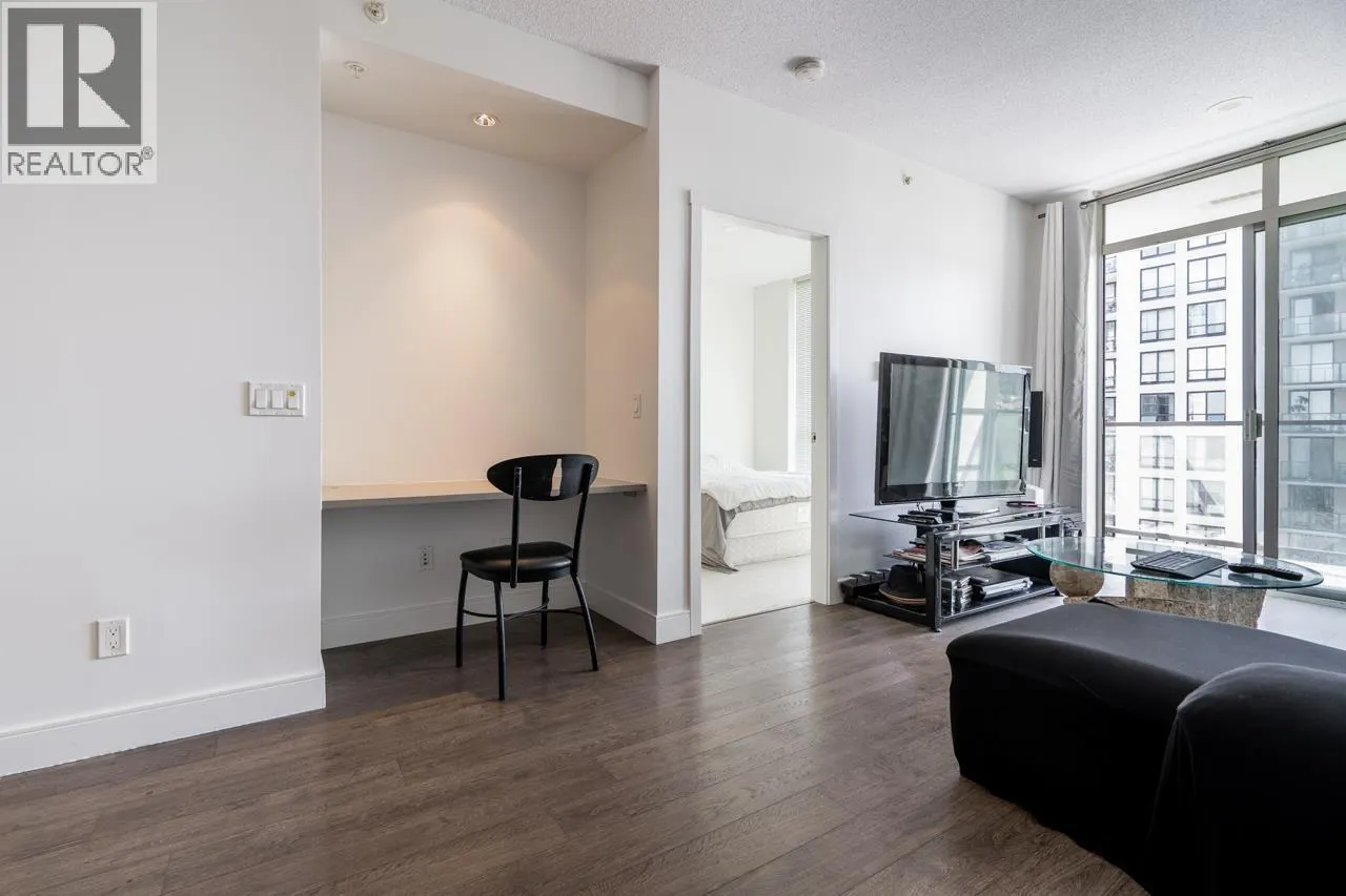 21XX 3007 GLEN DR