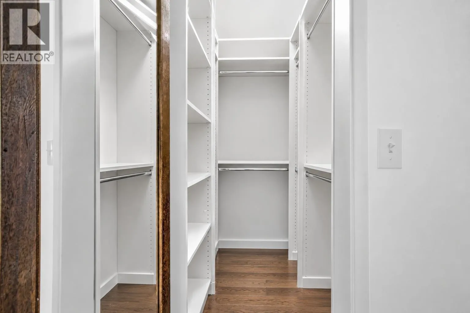 5478 HEATHDALE COURT