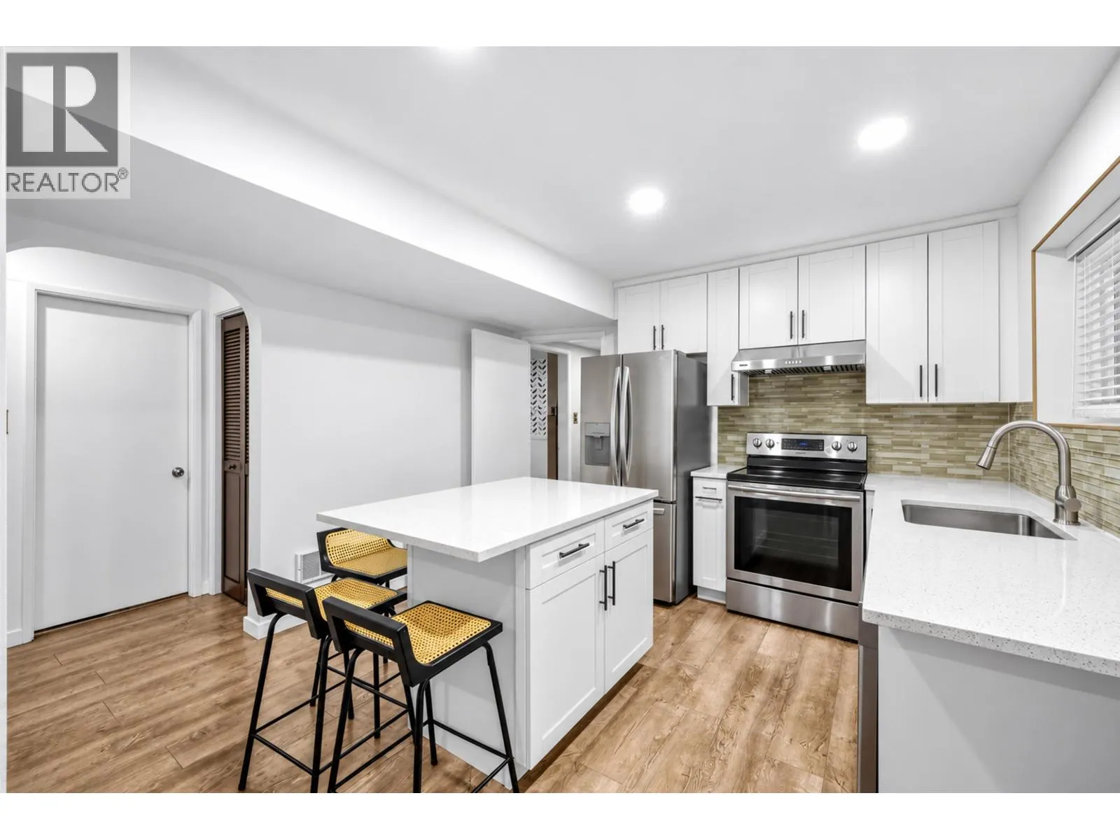 5478 HEATHDALE COURT