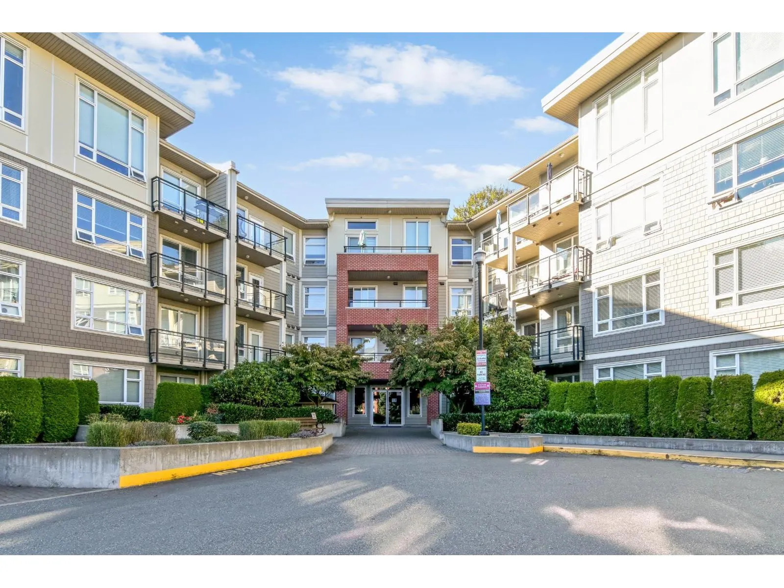 C111 20211 66 AVENUE