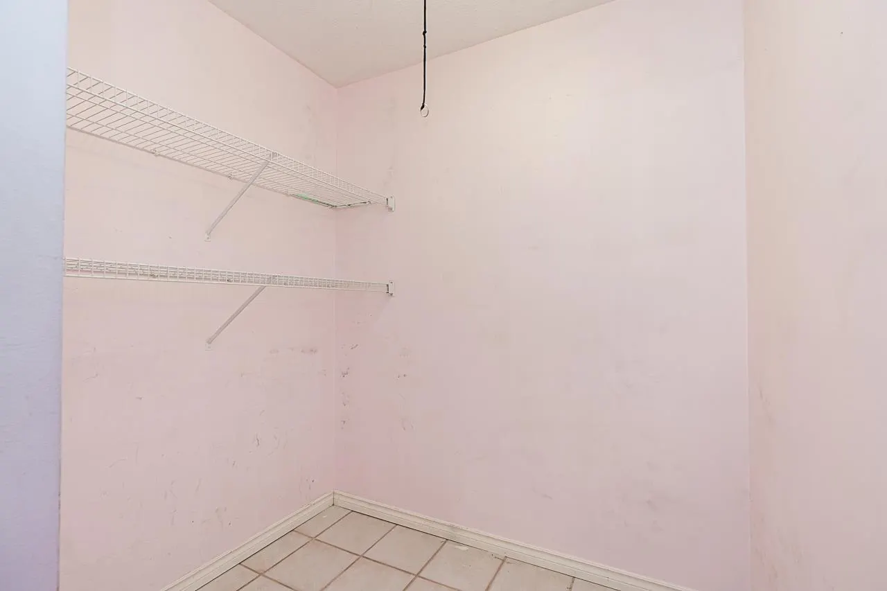 204 13775 74 AVENUE