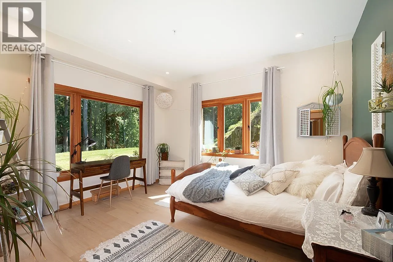 1655 EVERGREEN LANE