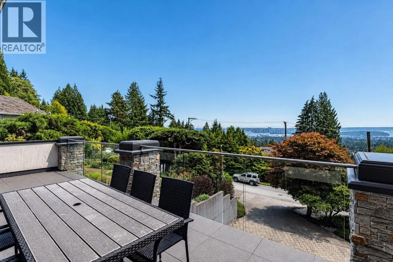 4816 SKYLINE DRIVE