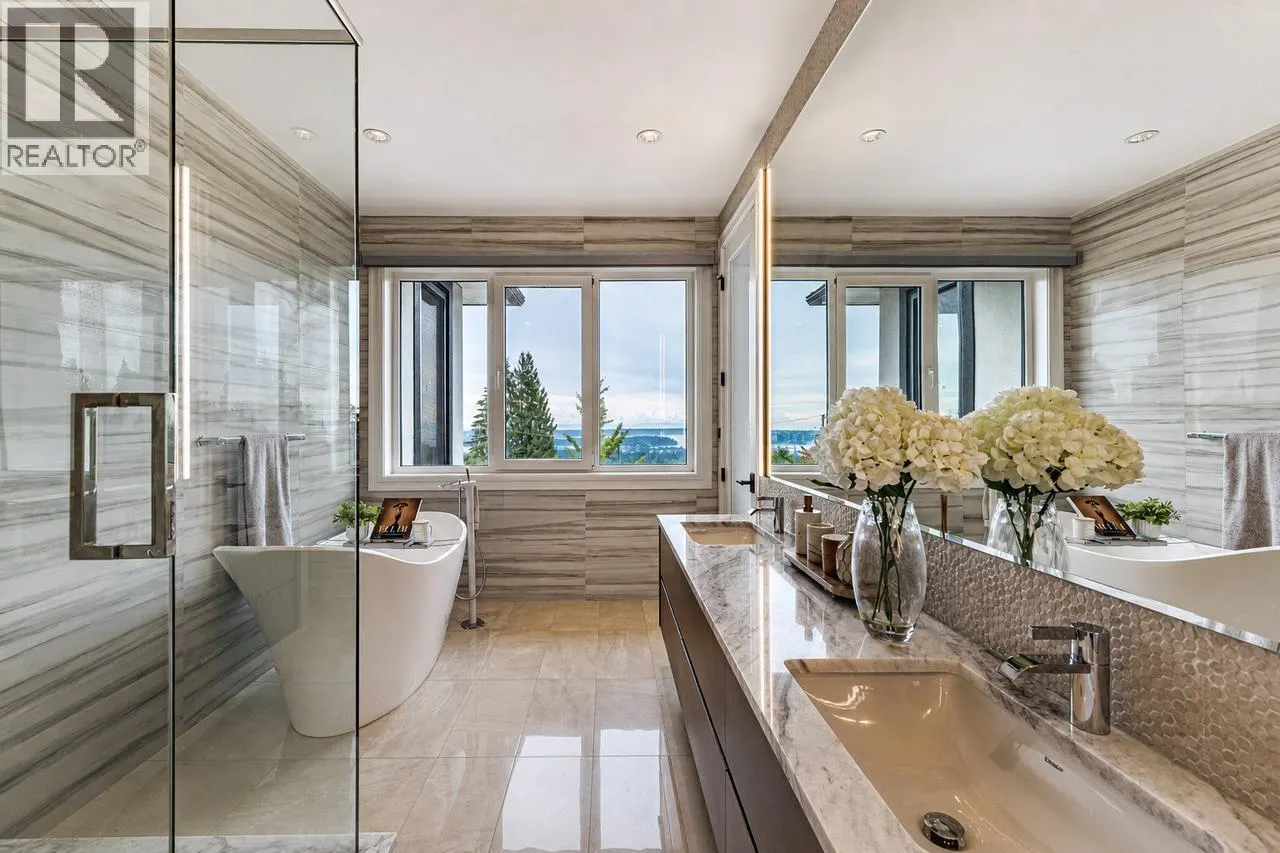 4816 SKYLINE DRIVE